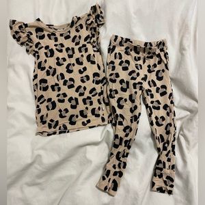 Posh Peanut Sasha Ruffled Capsleeve Loungewear - 2T